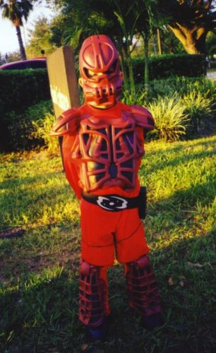 Halloween 2004 - I was a Bionicle for my sixth halloween