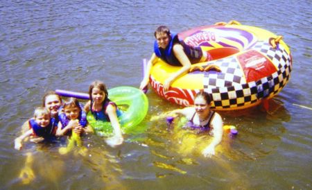 With my sisters and cousins on Lake Hartwell